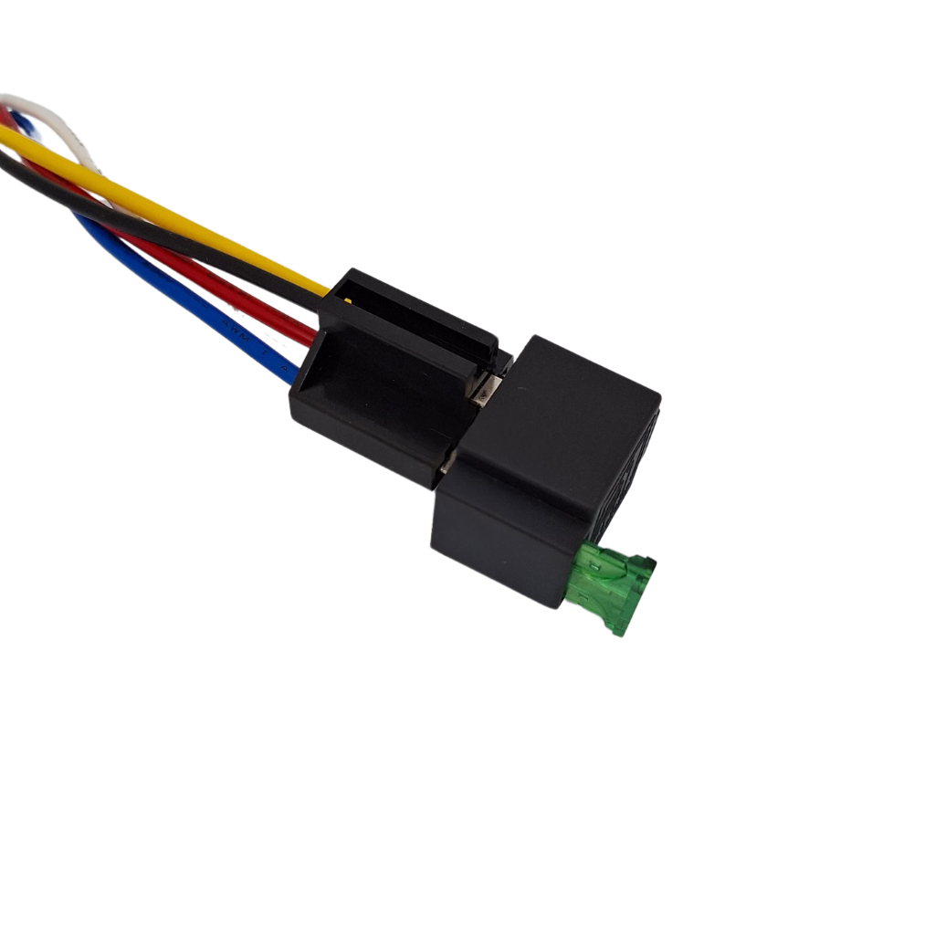 1 RELAY FUSIBLE INCORPORADO