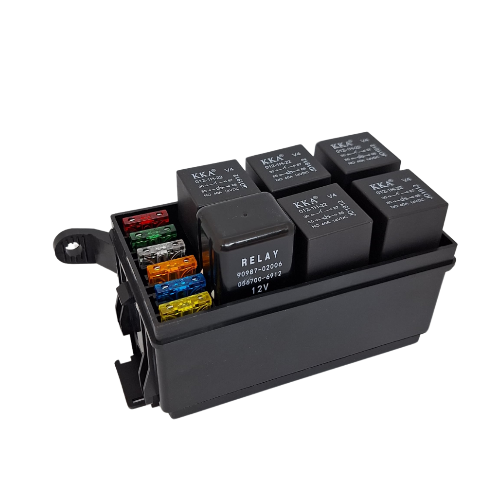 CAJA DE 6 RELAYS Y FUSIBLES